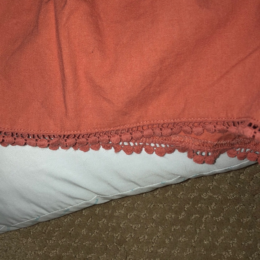 Shorts - Picture 3 of 4
